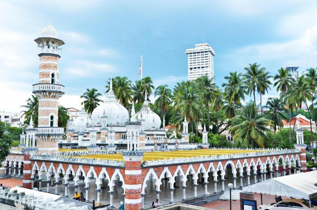 Hotel Oyo 90429 Narasindo