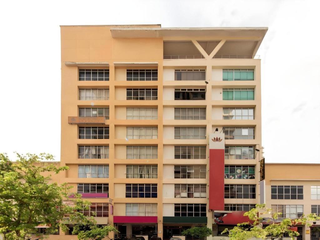 Hotel Oyo 90429 Narasindo 2*
